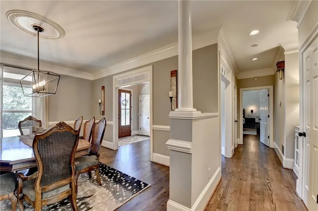Gallery photo 10