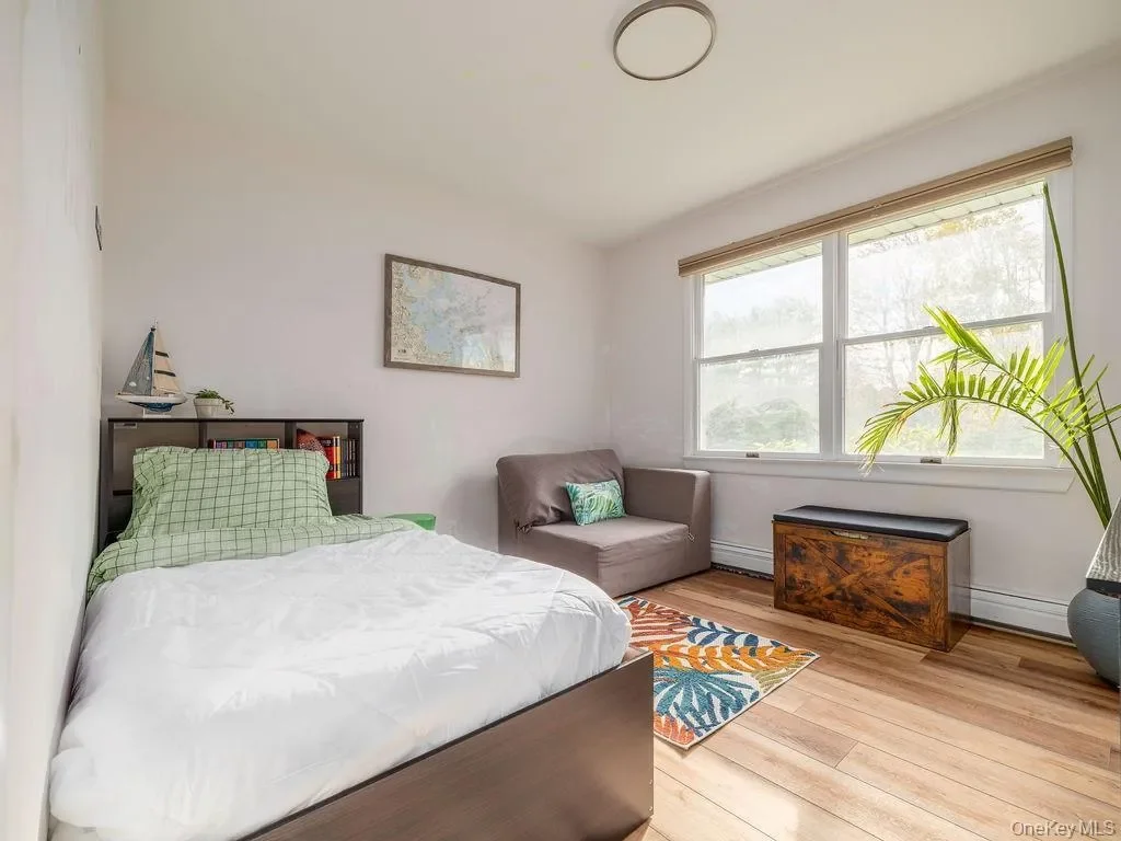 2400 Aldrich Lane, Laurel, New York, United States. - Photo 10