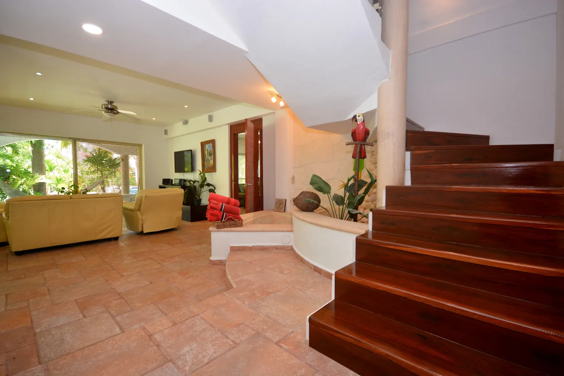 Gallery photo 8