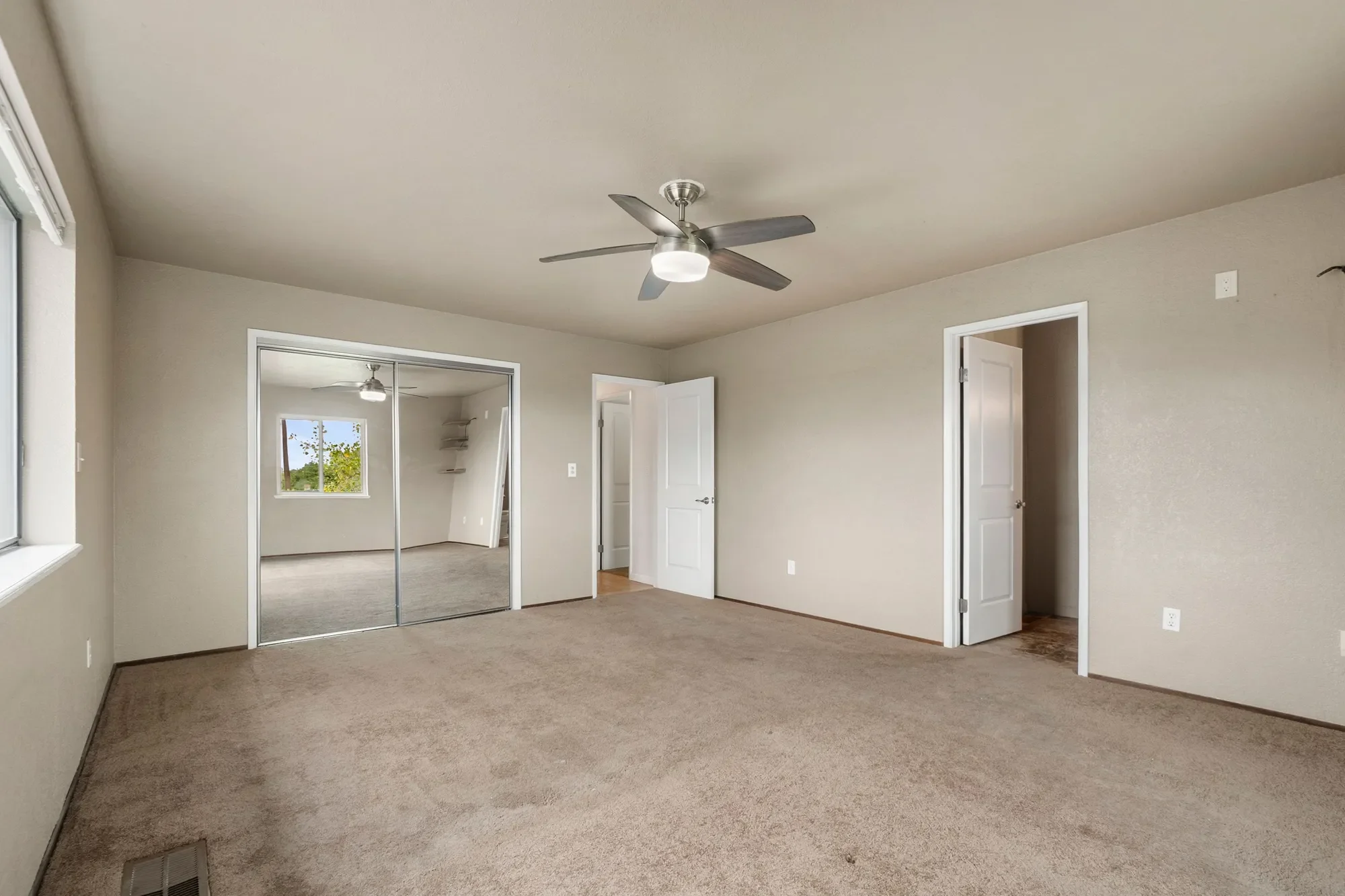 6 Blackwood Court , Napa, CA 94558, Napa, California, United States. - Photo 31