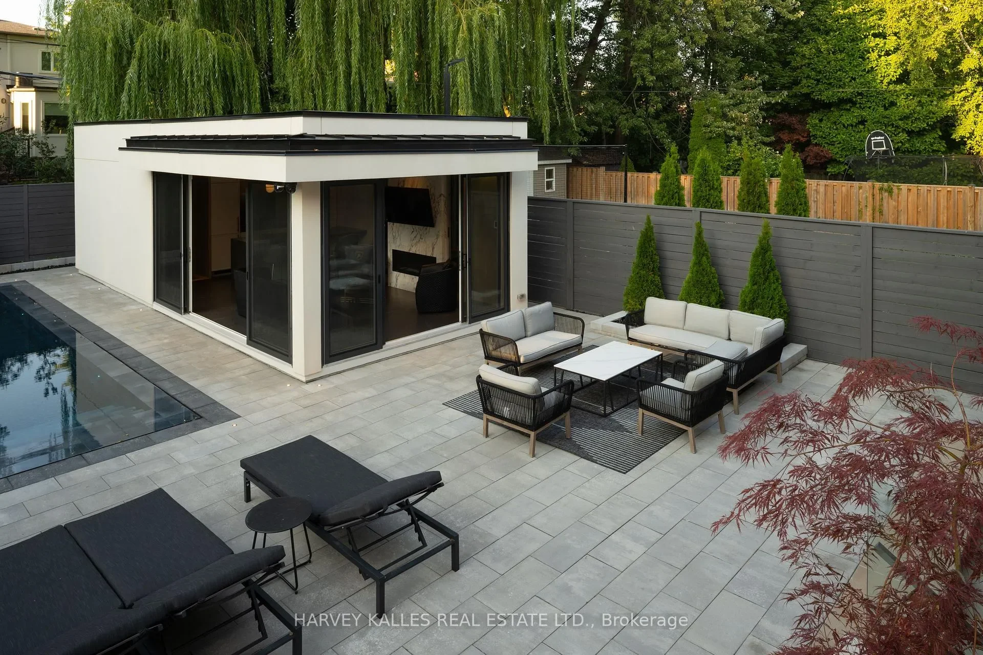 Gallery photo 11