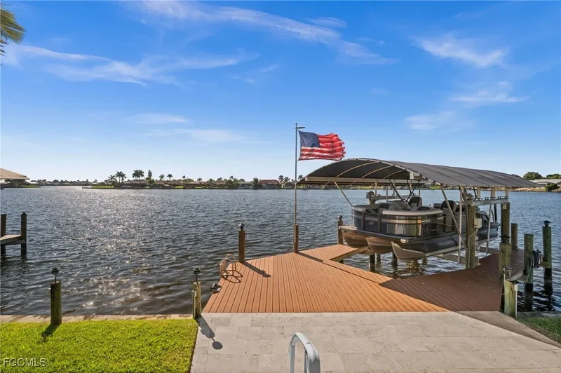 626 Cape Coral Parkway W, Cape Coral, FL 33914, Cape Coral, Florida, United States. - Photo 29