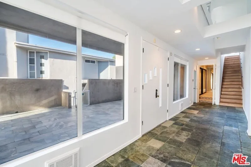 3711 Ocean Front 3, Marina del Rey, California, United States. - Photo 28
