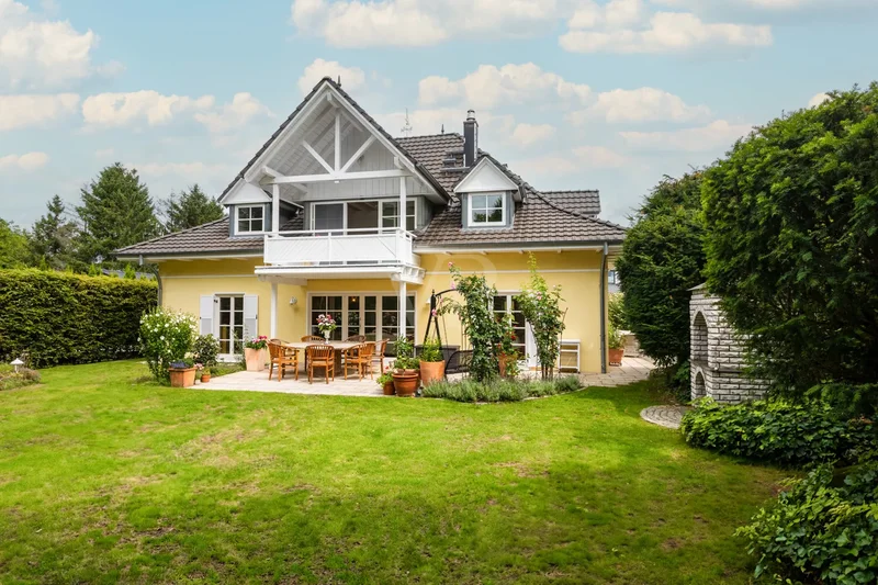 Michendorf, Brandenburg, Germany. - Photo 35