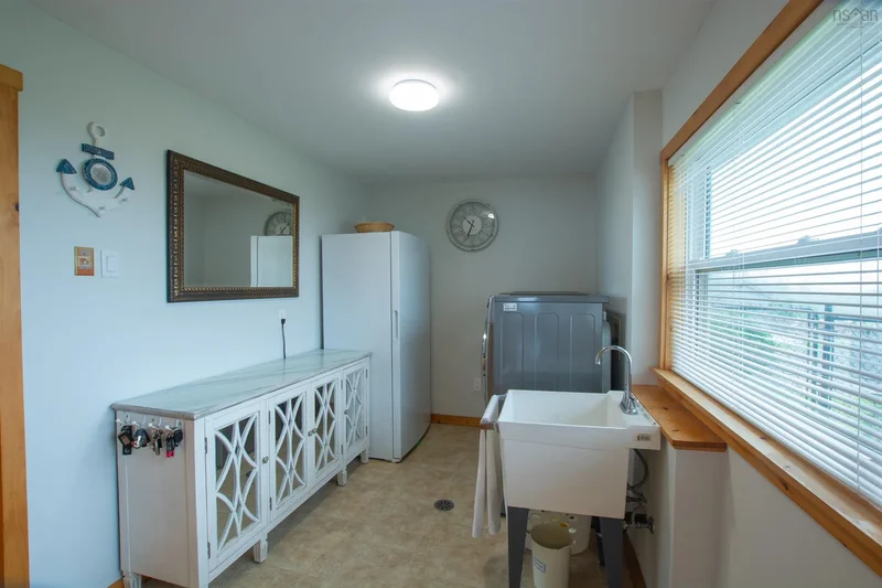 2435 Main Shore Road, Yarmouth, Nova Scotia, Canada. - Photo 42