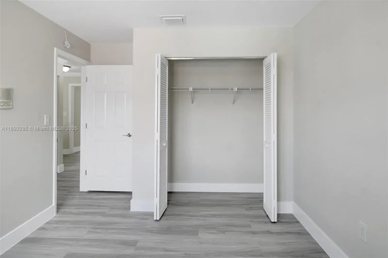 8416 NW 201st St, Hialeah, Florida, United States. - Photo 29