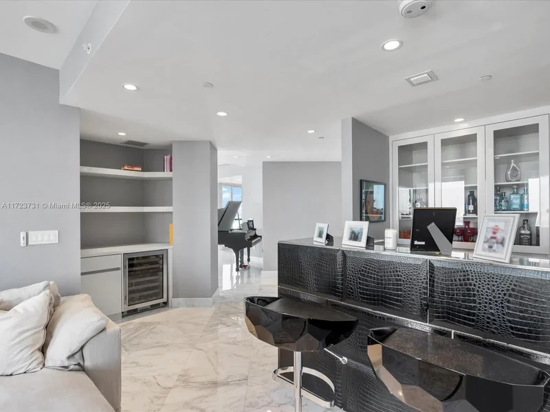 1425 Brickell Ave 52BC, Miami, Florida, United States. - Photo 12