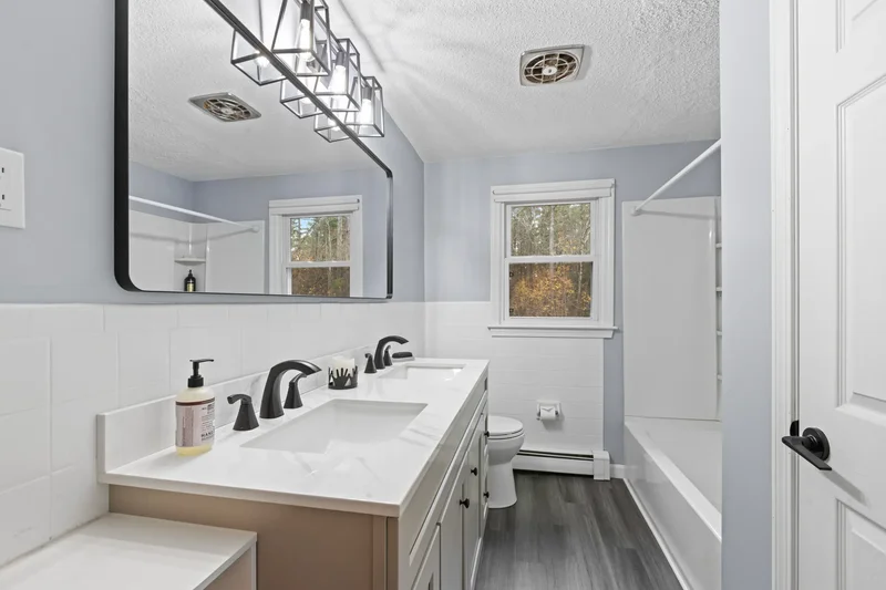 144 Main Street , Townsend, MA 01469, Townsend, Massachusetts, United States. - Photo 14