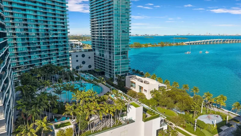 650 NE 32nd Street 4501, Miami, Florida, United States. - Photo 5