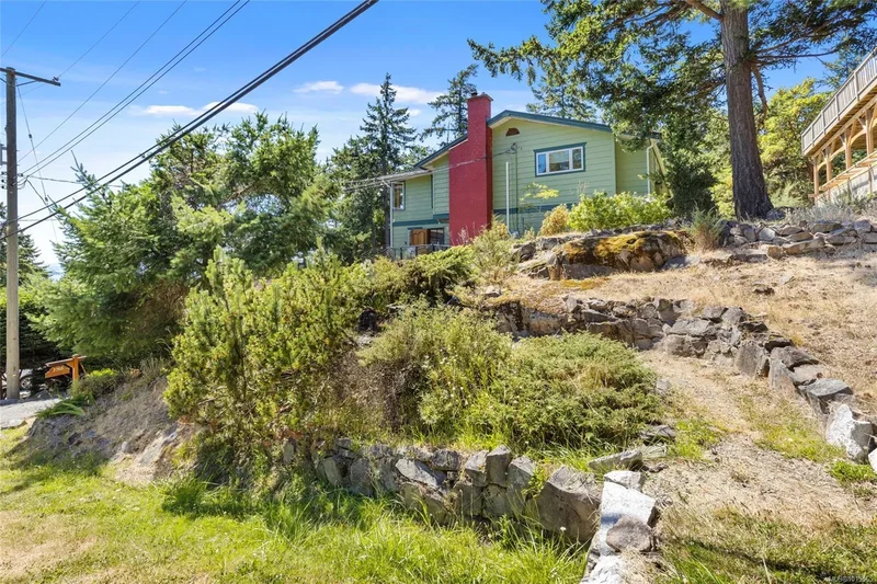 3705 Signal Hill Rd, Pender Island, British Columbia, Canada. - Photo 21