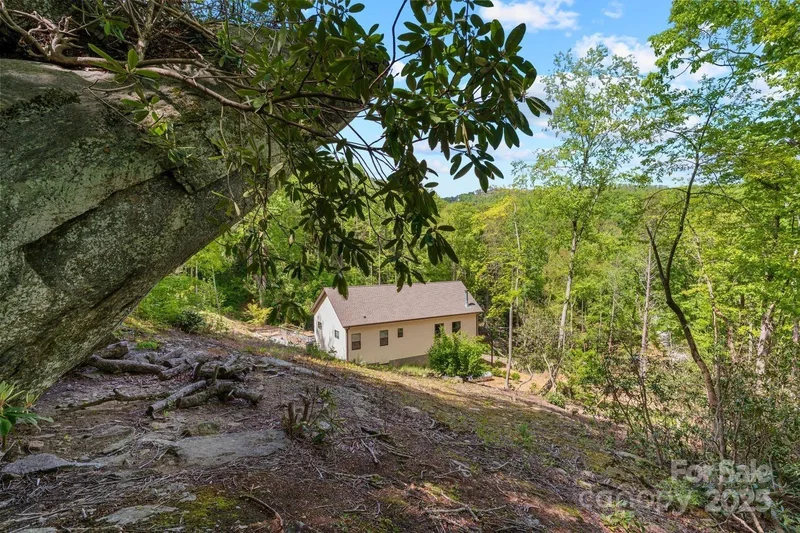 143 Burnside Trail, Hendersonville, NC 28792, Hendersonville, North Carolina, United States. - Photo 18
