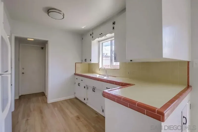 349-351 G Avenue, Coronado, California, United States. - Photo 57