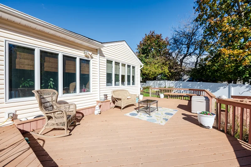 8 Penn Drive, Dix Hills, NY 11746, Huntington Station, New York, United States. - Photo 37