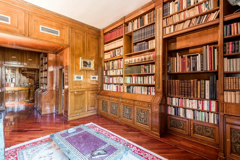 Largo Carlo Goldoni, Rome, Lazio, Italy. - Photo 18