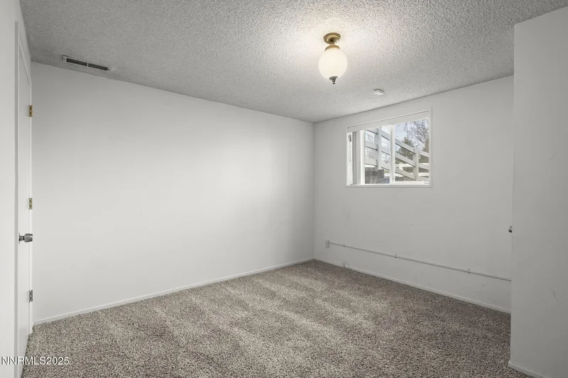 8355 Lakeside Drive, Reno, NV, 89511, USA, Reno, Nevada, United States. - Photo 24