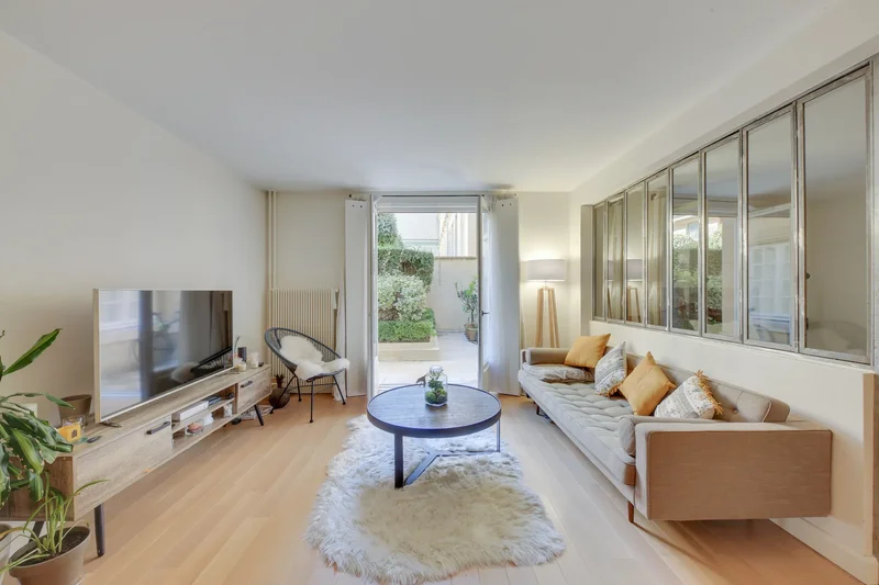 Paris, Île-de-France, France. - Photo 11