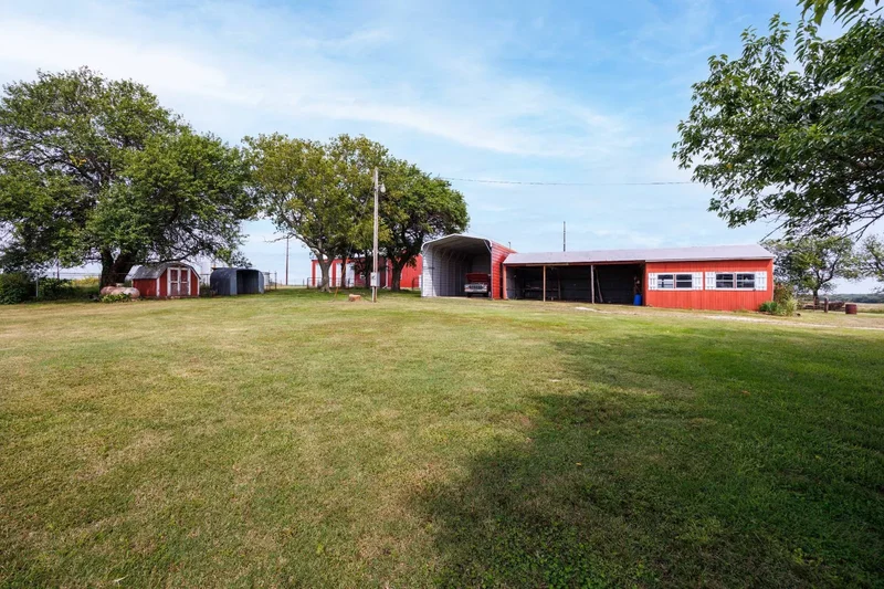1711 County Road 4000, Elk City, Kansas, United States. - Photo 59