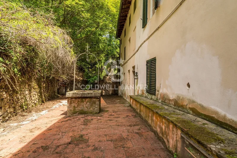 via di Montecatino 1, Lucca, Tuscany, Italy. - Photo 17