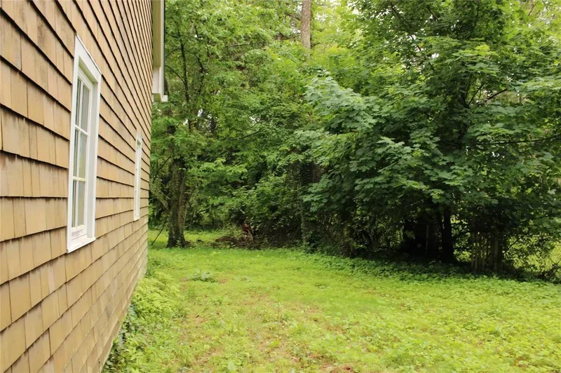 7 Locust Lane, Old Brookville, New York, United States. - Photo 17