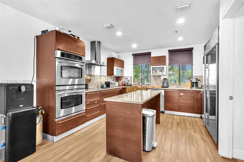 1162 98th St, Bal Harbour, Florida, United States. - Photo 16