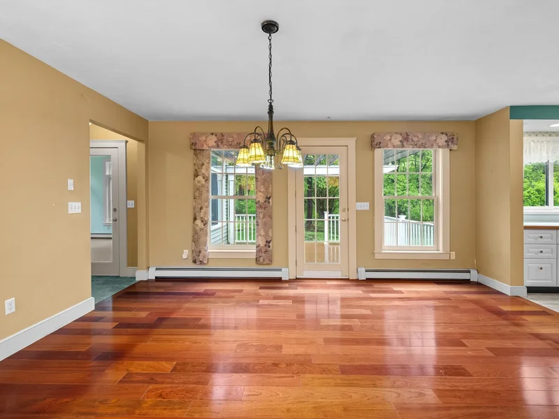 49 South Street , Grafton, MA 01519, Grafton, Massachusetts, United States. - Photo 19