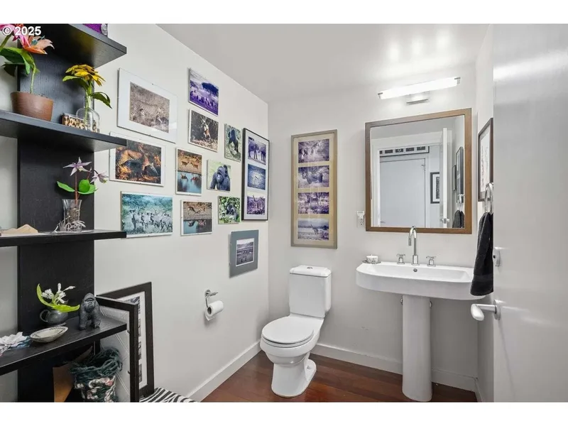 836 S Curry St #902, Portland, OR 97239, Portland, Oregon, United States. - Photo 20