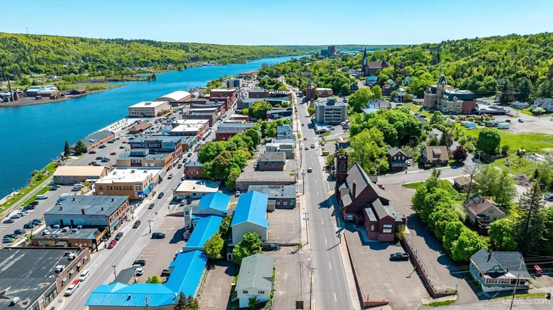 208 E Montezuma, Houghton, MI 49931, Houghton, Michigan, United States. - Photo 70