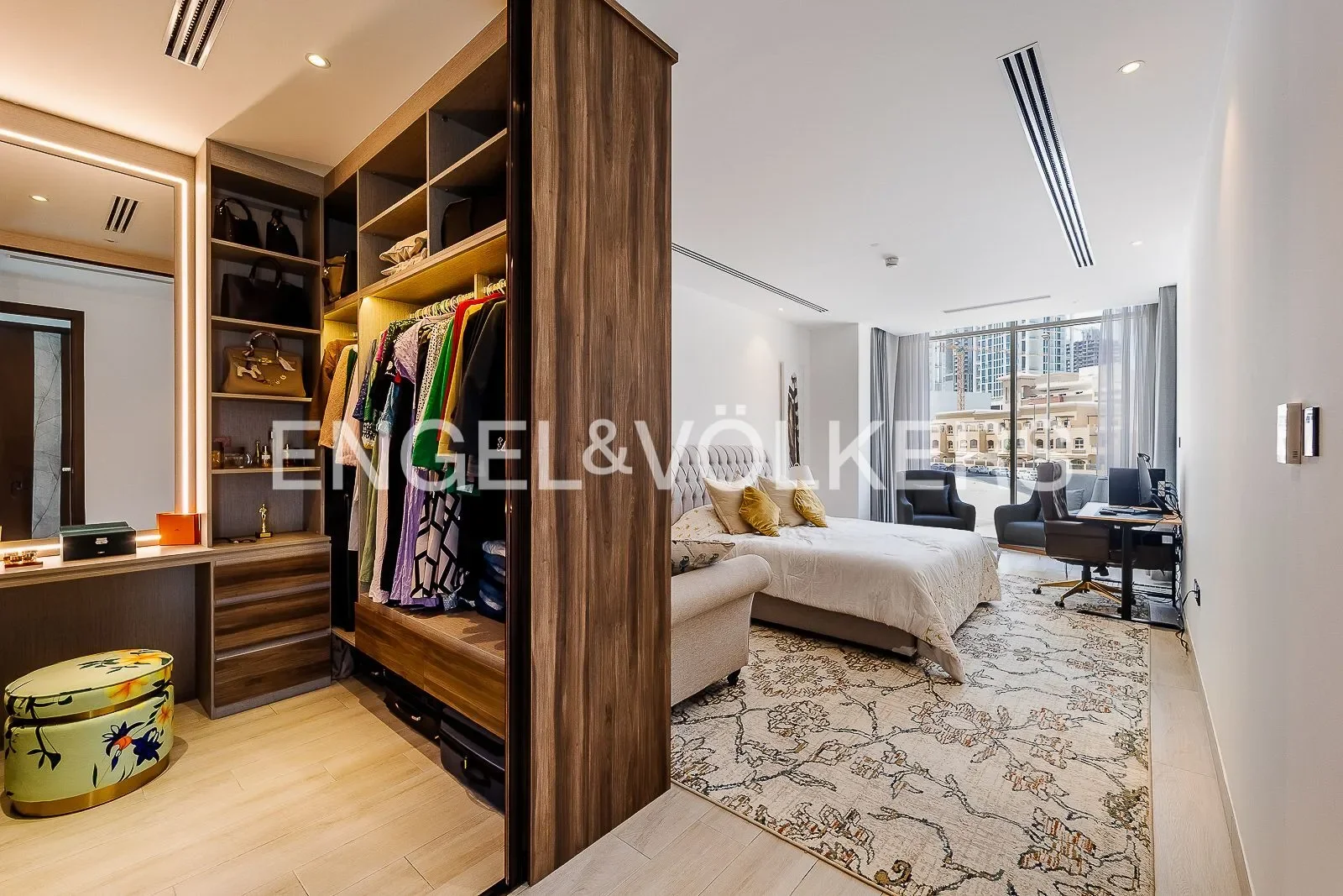 Gallery photo 12