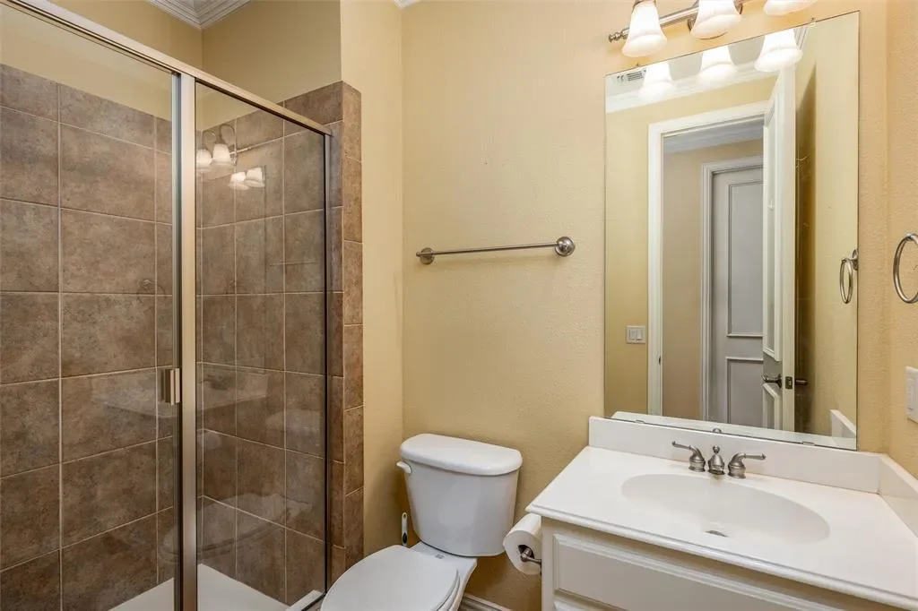 1205 Stoneoak Drive, McKinney, Texas, United States. - Photo 25