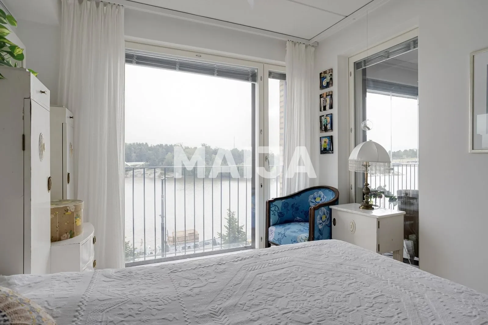 Gallery photo 11