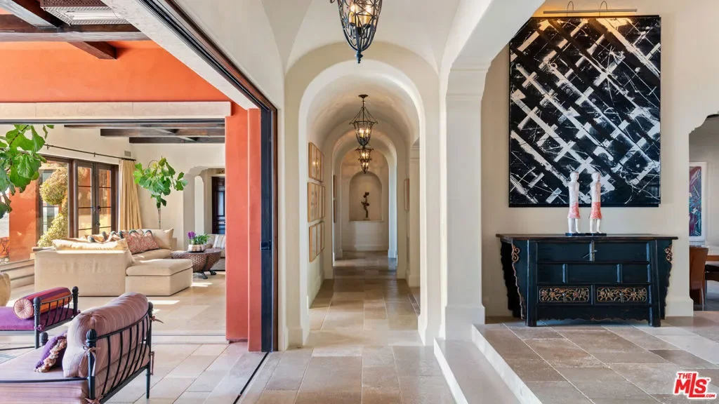 6093 Murphy Way, Malibu, California, United States. - Photo 36
