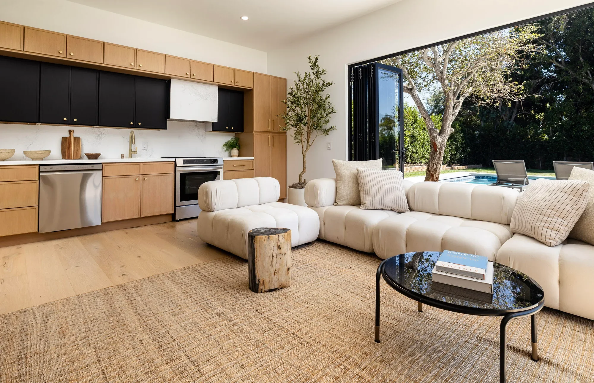 1062 Camino Del Retiro, Santa Barbara, California, United States. - Photo 47