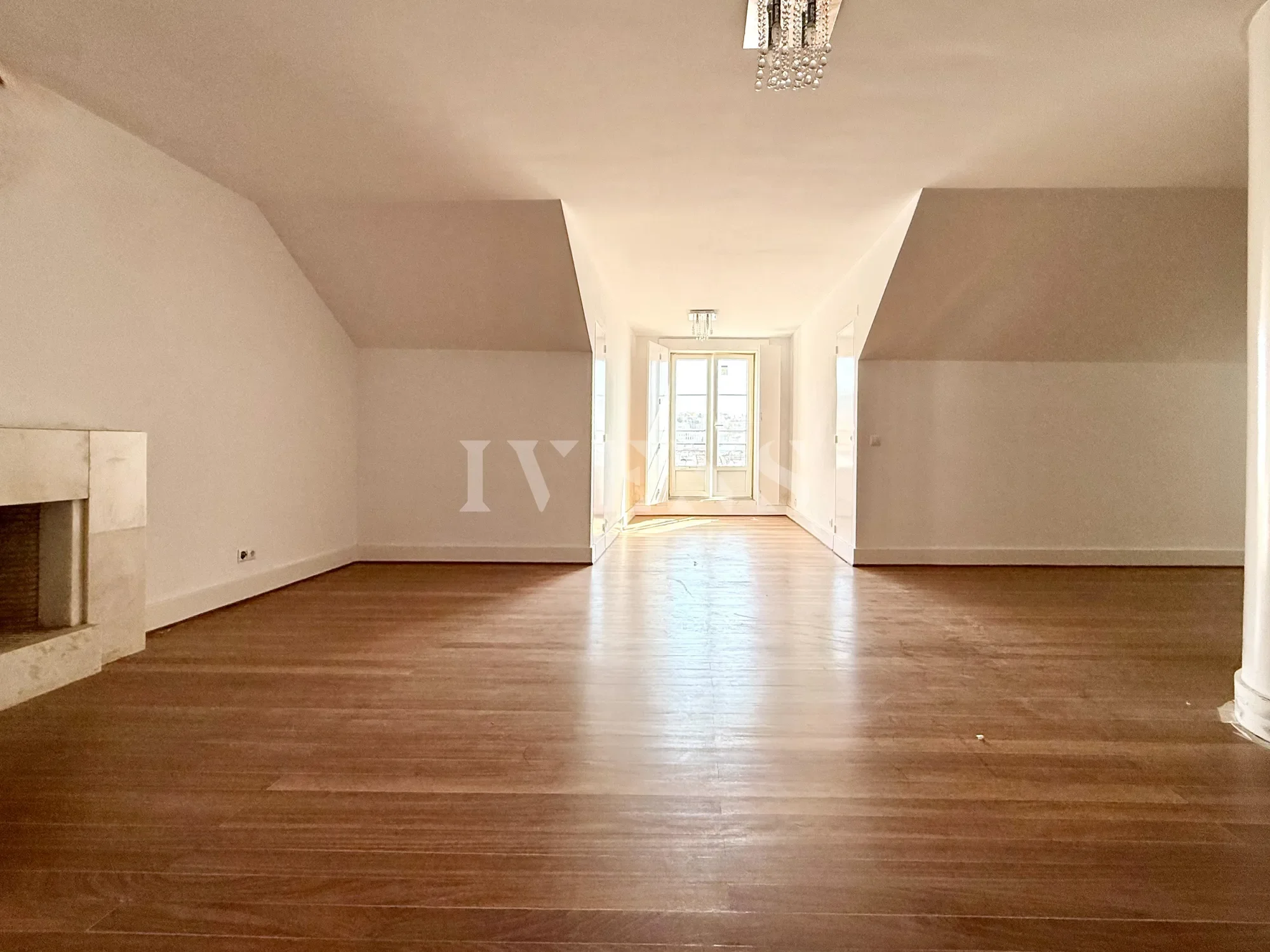 Gallery photo 6