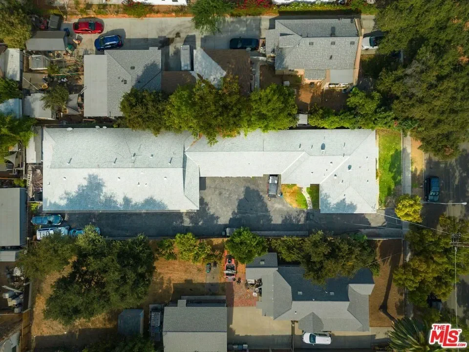 965 N Summit Avenue, Altadena, California, United States. - Photo 5