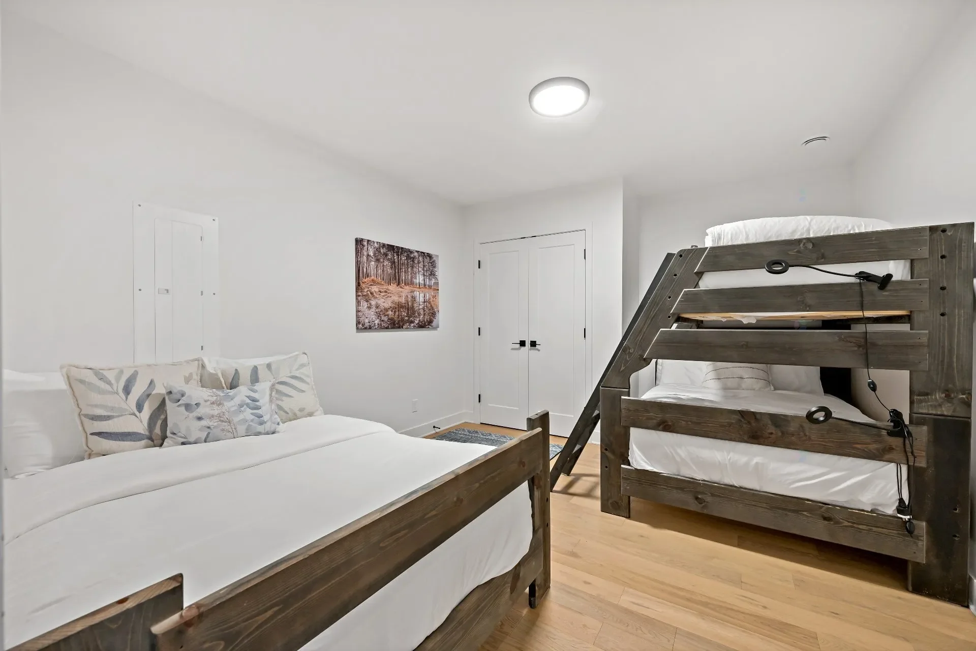 Gallery photo 12
