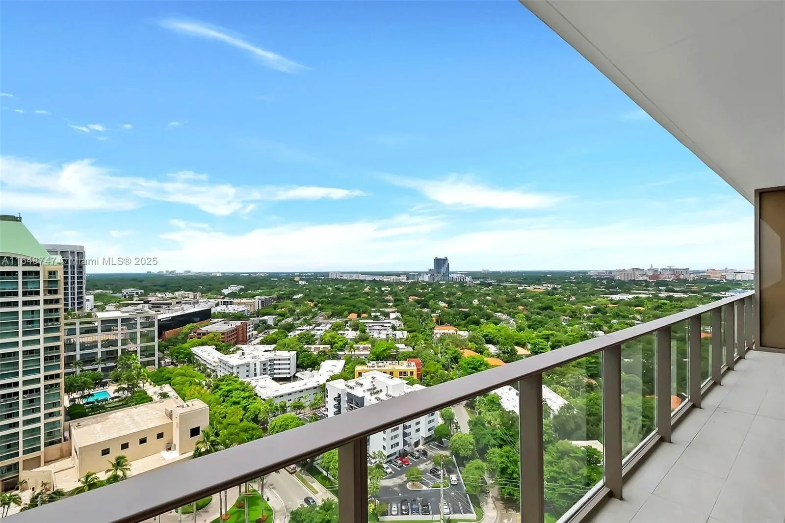 2678 Tigertail Ave 1905, Miami, Florida, United States. - Photo 5