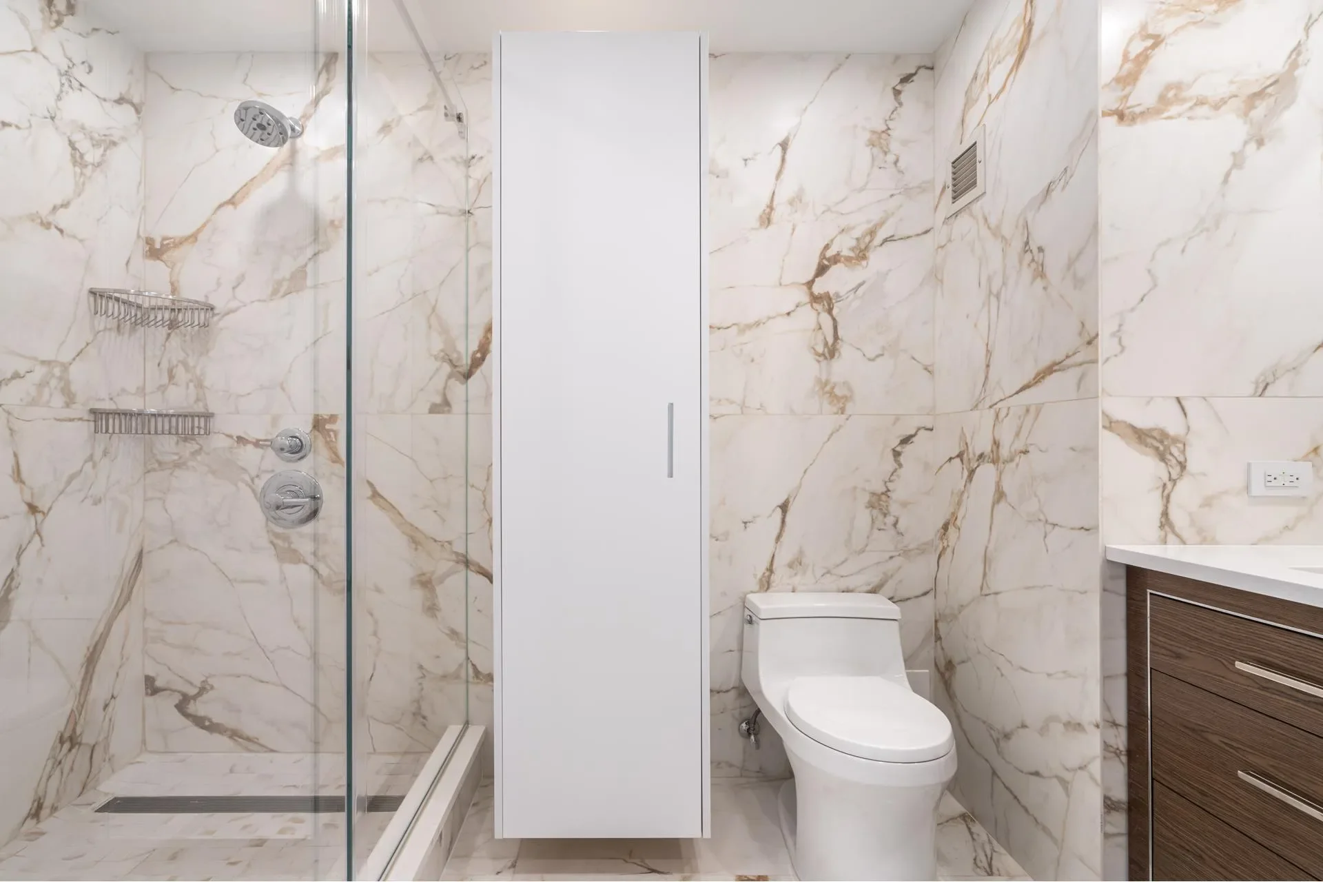 3 LINCOLN CENTER, 160 W 66TH ST, New York, New York, United States. - Photo 8