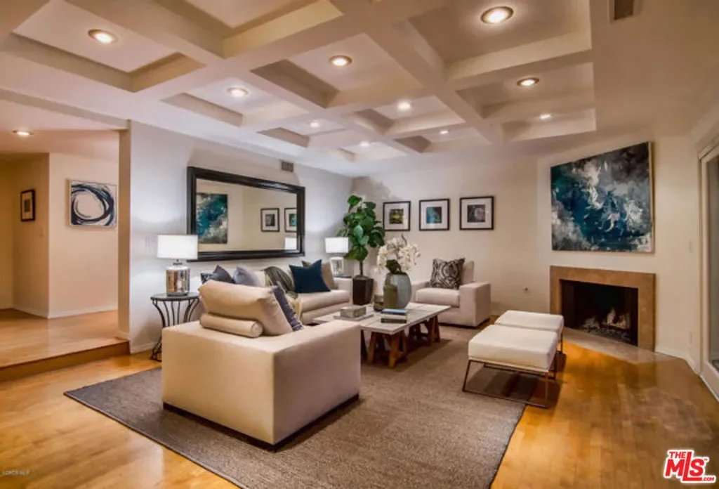 9633 Highridge Drive, Beverly Hills, California, United States. - Photo 21