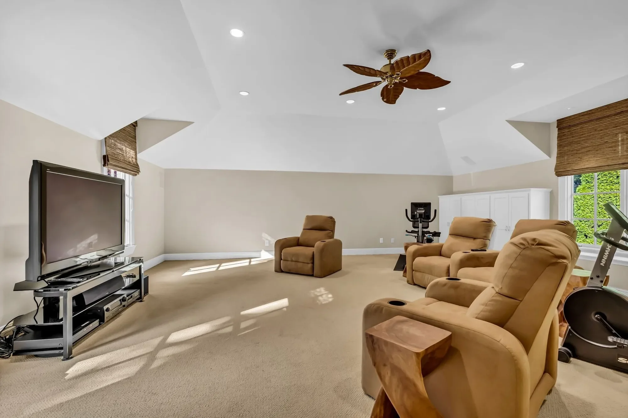 6420 E Valley Ct , Nashville, TN 37205, Nashville, Tennessee, United States. - Photo 25