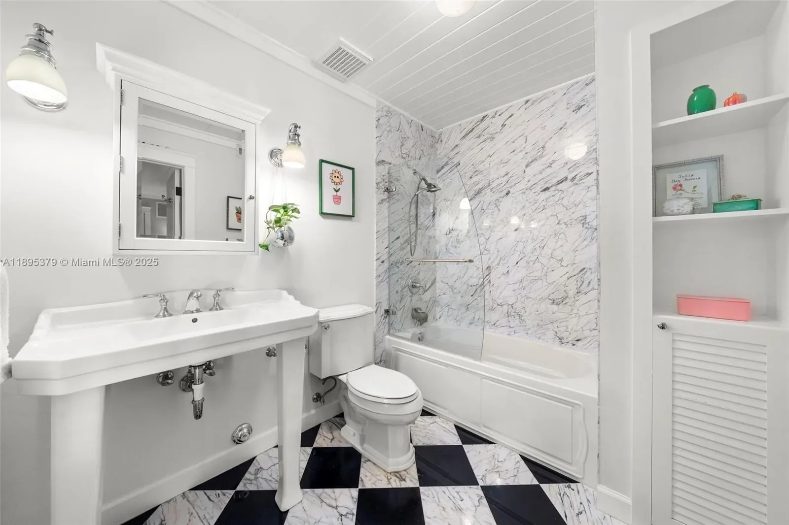 3610 Avocado Ave, Miami, Florida, United States. - Photo 20