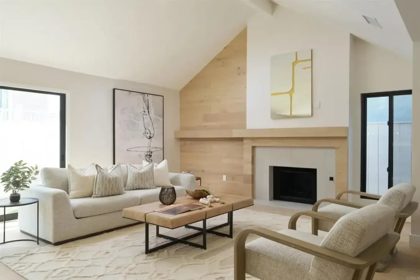2465 Garfield Street, Carlsbad, California, United States. - Photo 2
