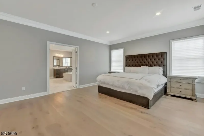 15 Roxbury Rd, Mahwah, New Jersey, United States. - Photo 23
