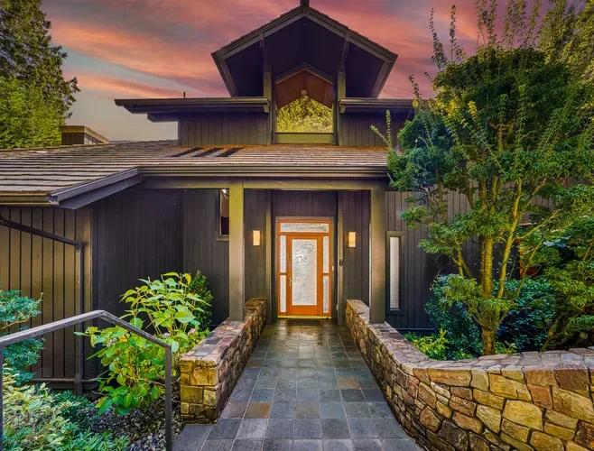 18 Holly Ln, Mercer Island, Washington, United States. - Photo 37