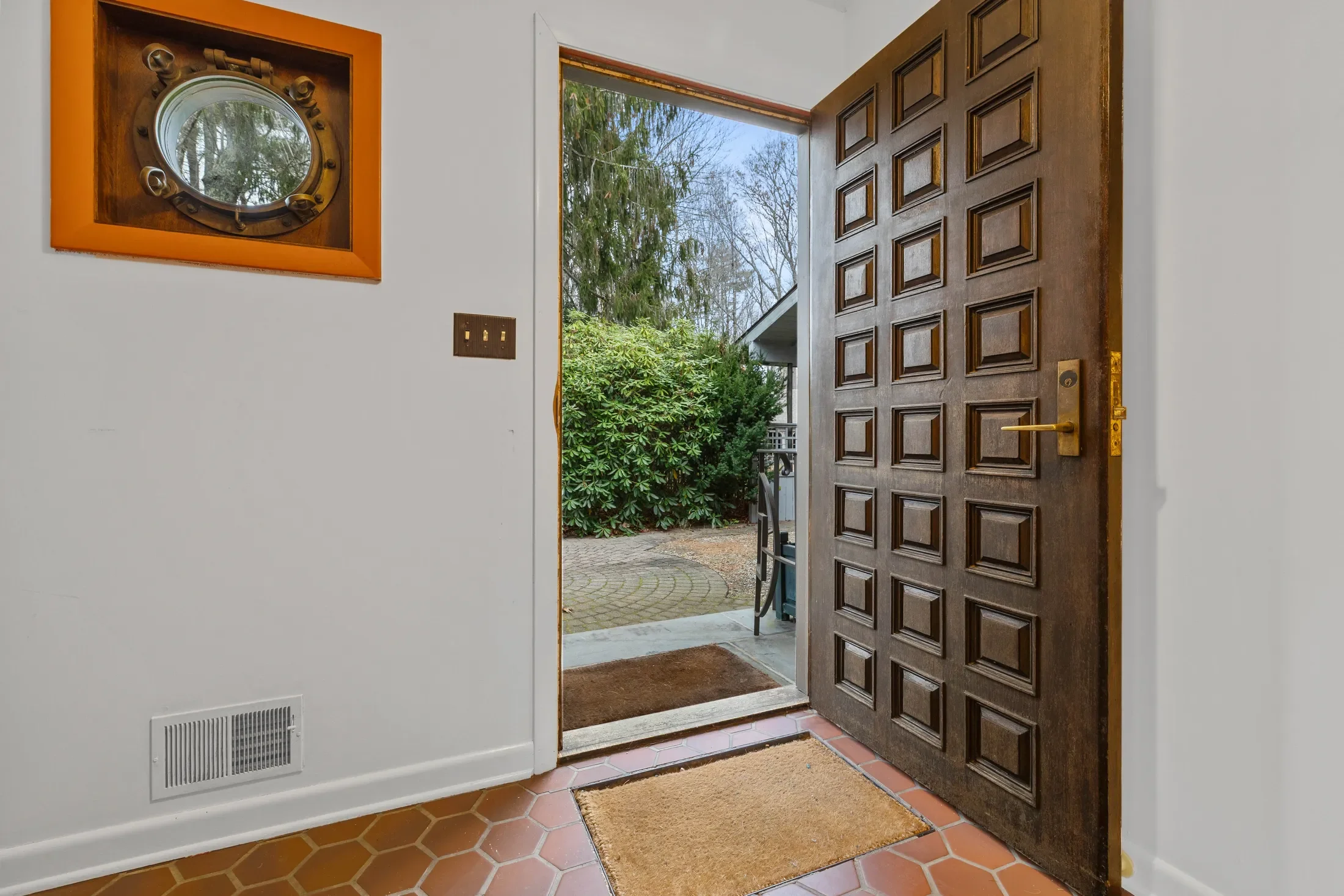 Gallery photo 3