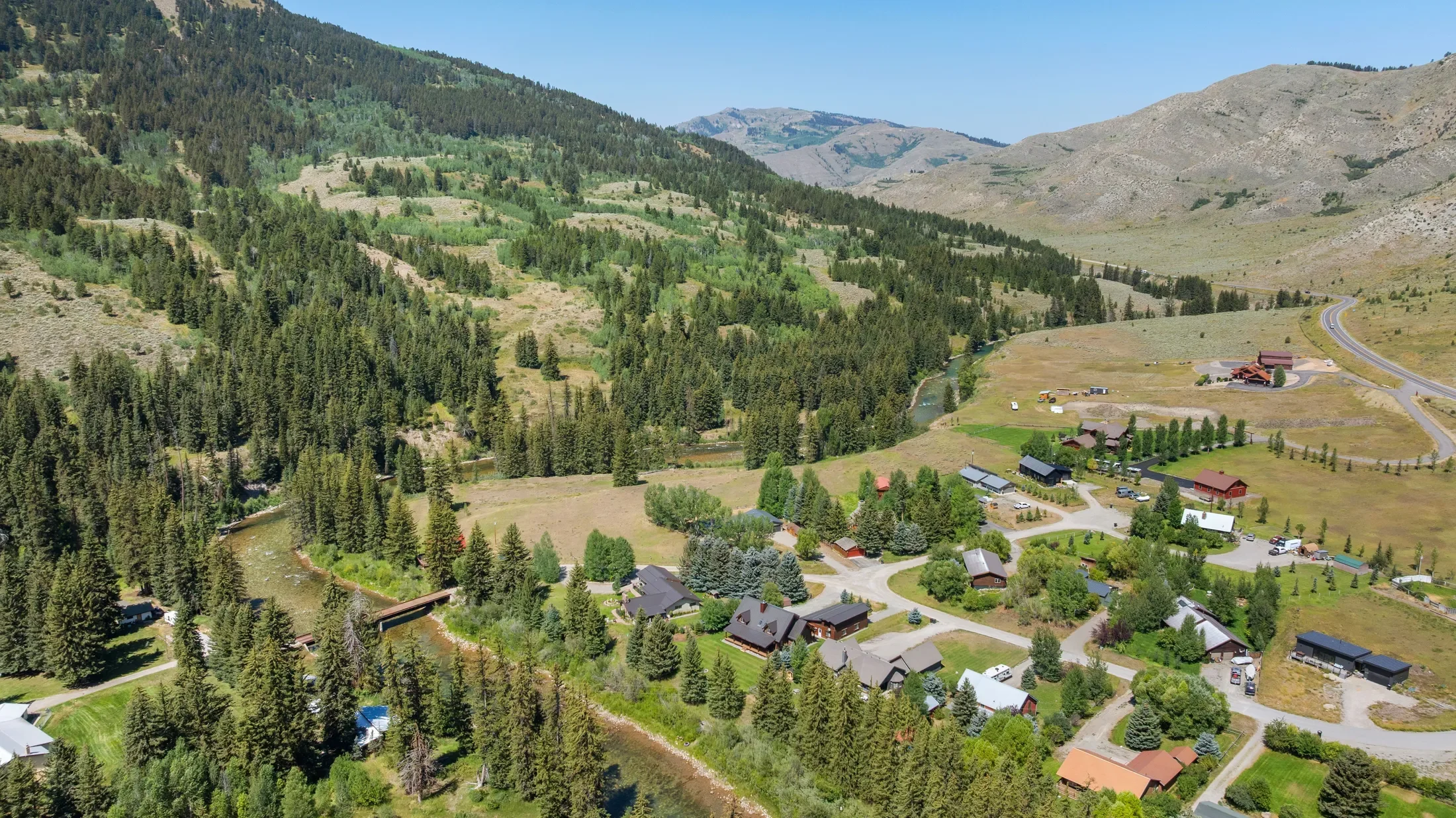 4340 E Hoback River Road , Jackson, WY 83001, Jackson, Wyoming, United States. - Photo 37