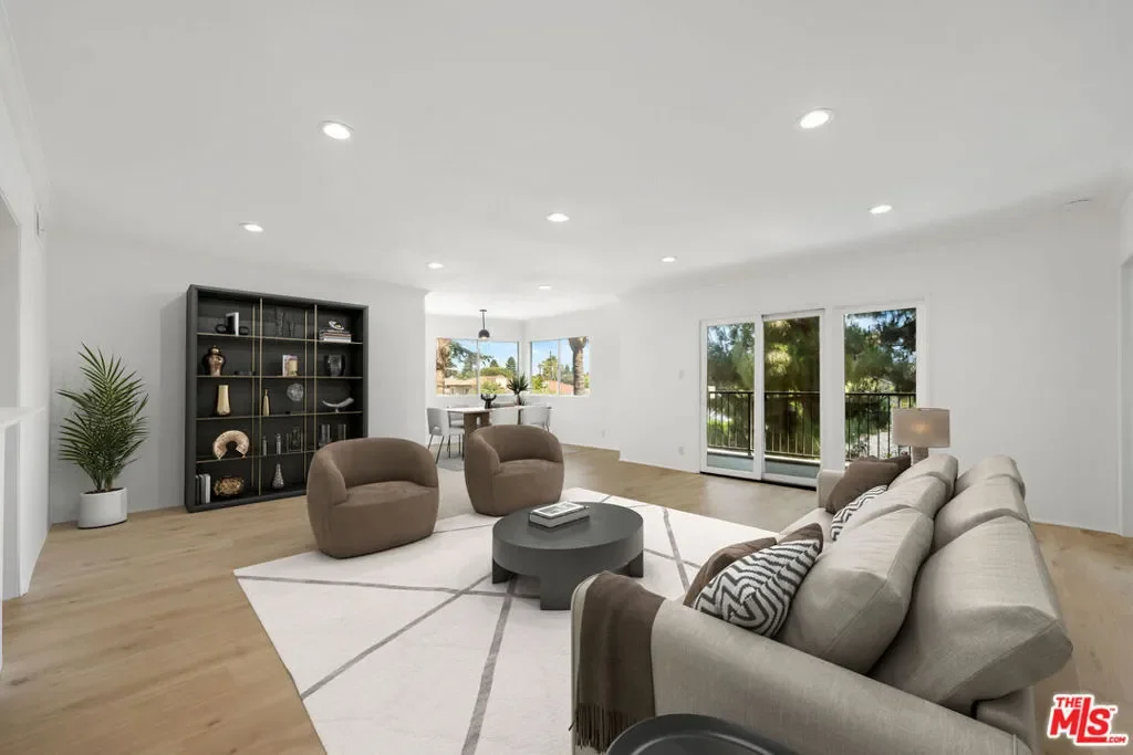 222 7th Street 301, Santa Monica, California, United States. - Photo 48