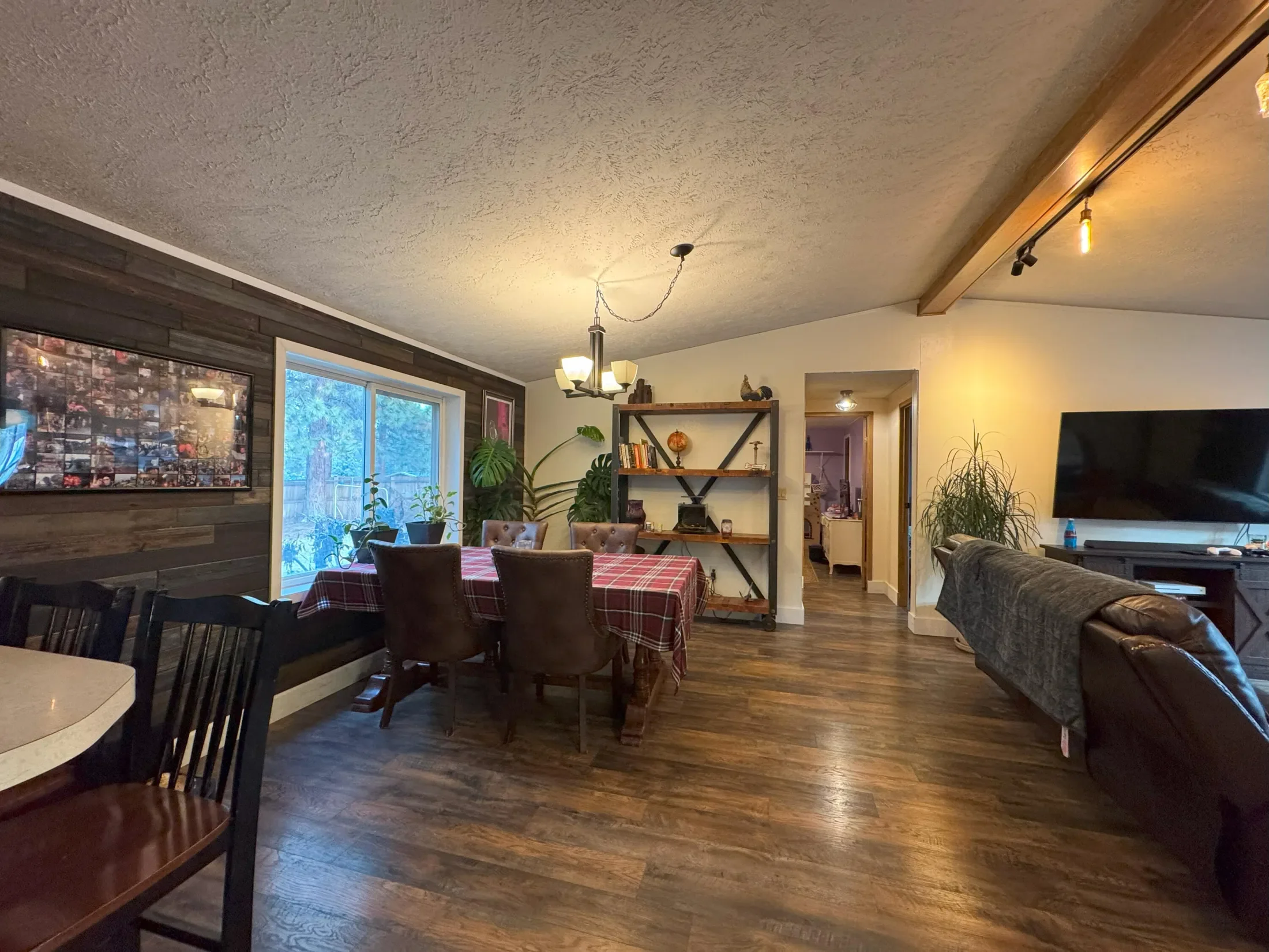 19494 Baker Road, Bend, Oregon, United States. - Photo 13
