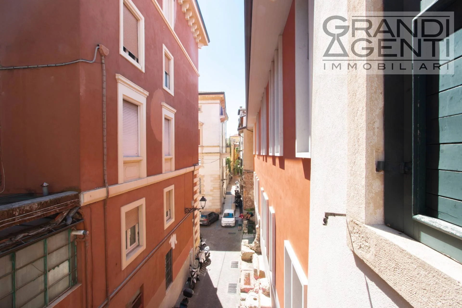 Vicolo Del Guasto 8, Verona, Veneto, Italy. - Photo 21