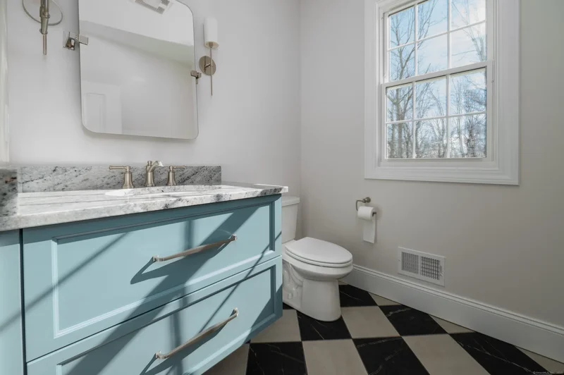 11 Pumpkin Grove, East Lyme, Connecticut, United States. - Photo 8