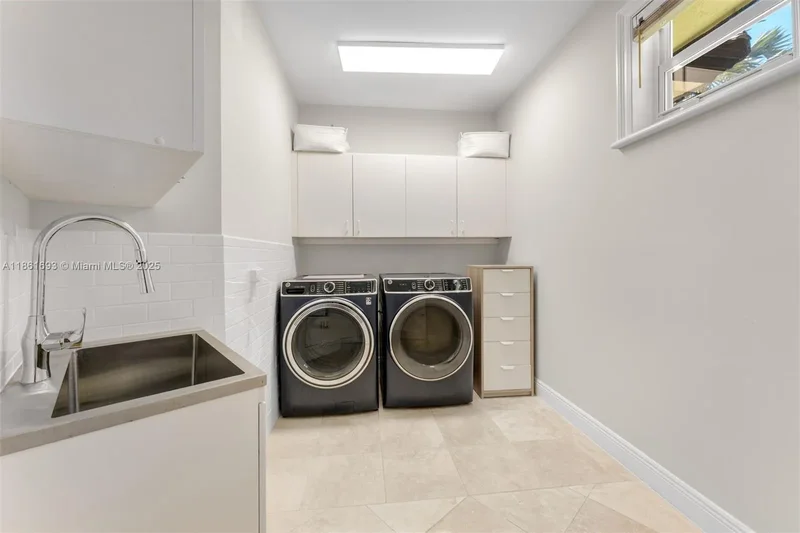 12801 Old Cutler Rd, Coral Gables, Florida, United States. - Photo 40